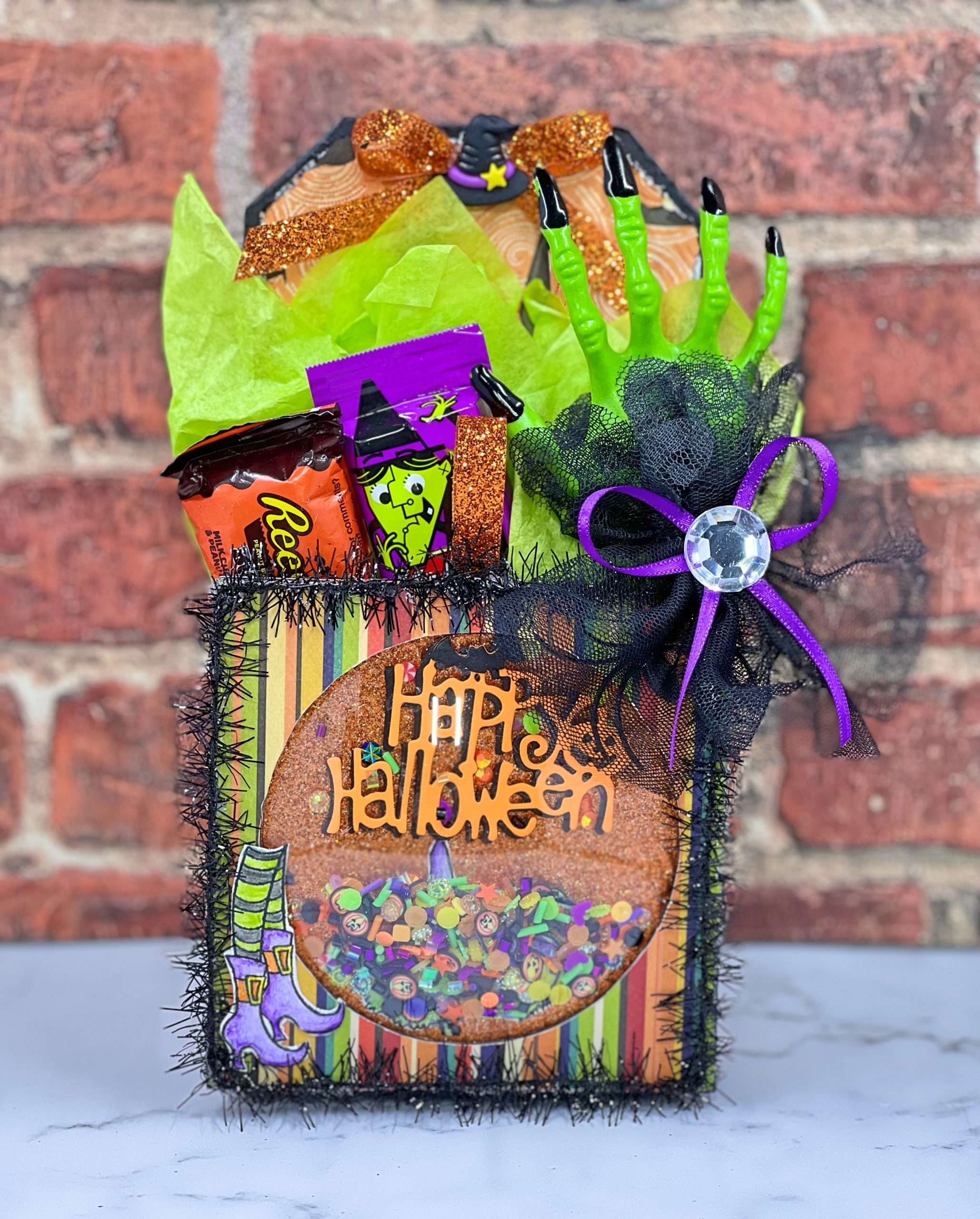 Halloween Shaker Tag Box